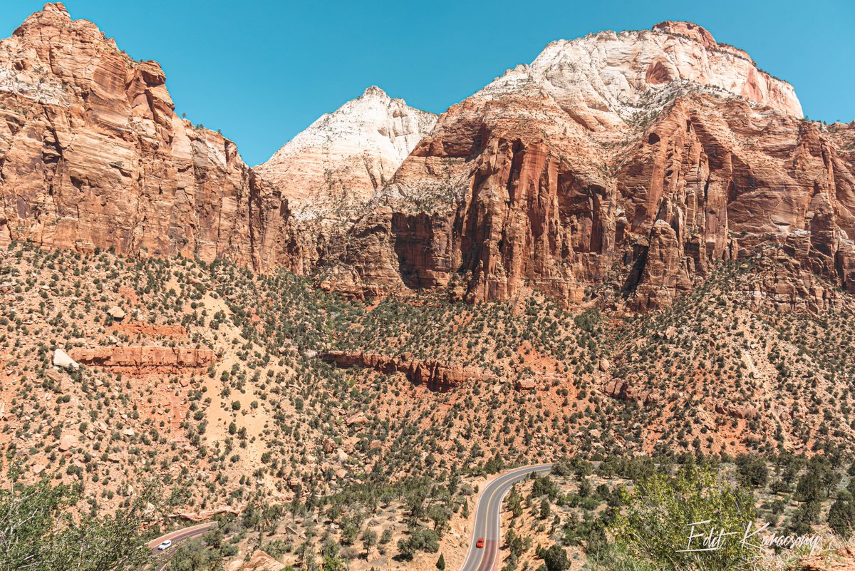 Happy #NationalRoadTripDay 
Zion National Park #Utah