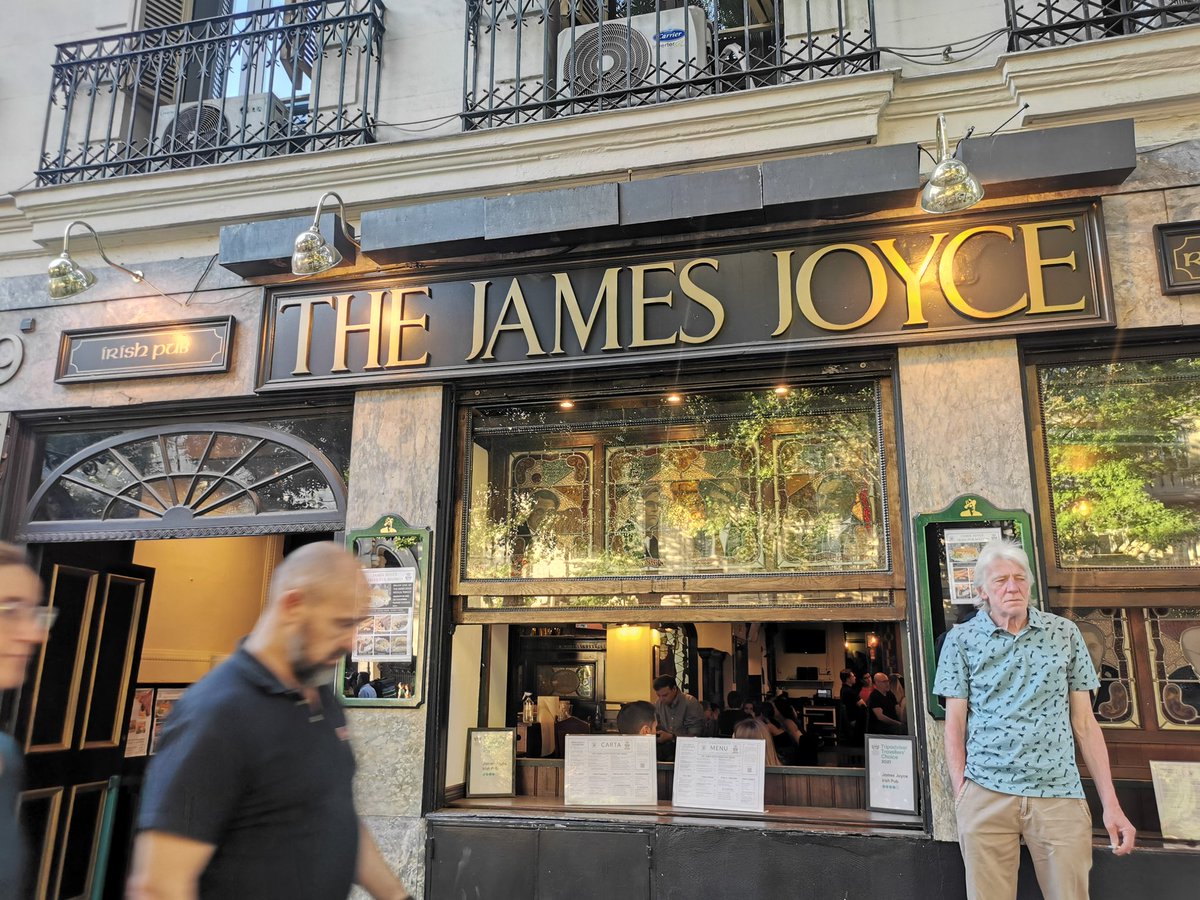 masher16's tweet photo. James Joyce Bar Madrid.

About as Irish as Tagliatelle... https://t.co/hgkdMYzAgC