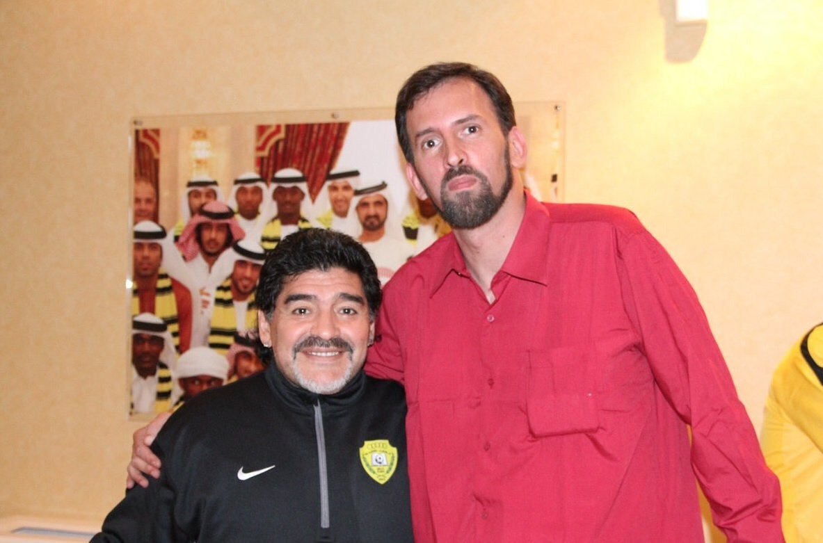 Gente: tengo un amigo que anda en la mala y me gustaría ayudarlo.
Su nombre es <a href="/RashidAliGarcia/">Rashid</a>, muchos de acá lo conocen, y es un tipazo, con un corazón inmenso.

Por eso, les voy a contar algunas cositas...