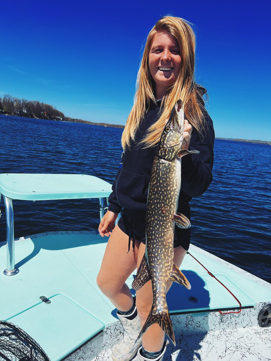 KYoungOutdoors's tweet photo. Going to be a wet & fishy #MemorialDayWeekend weekend for us and our clients! @VermontTourism #ReelVermontGuideService #fishing #LakeChamplain #angler #outdoors https://t.co/n7wWbioMIV