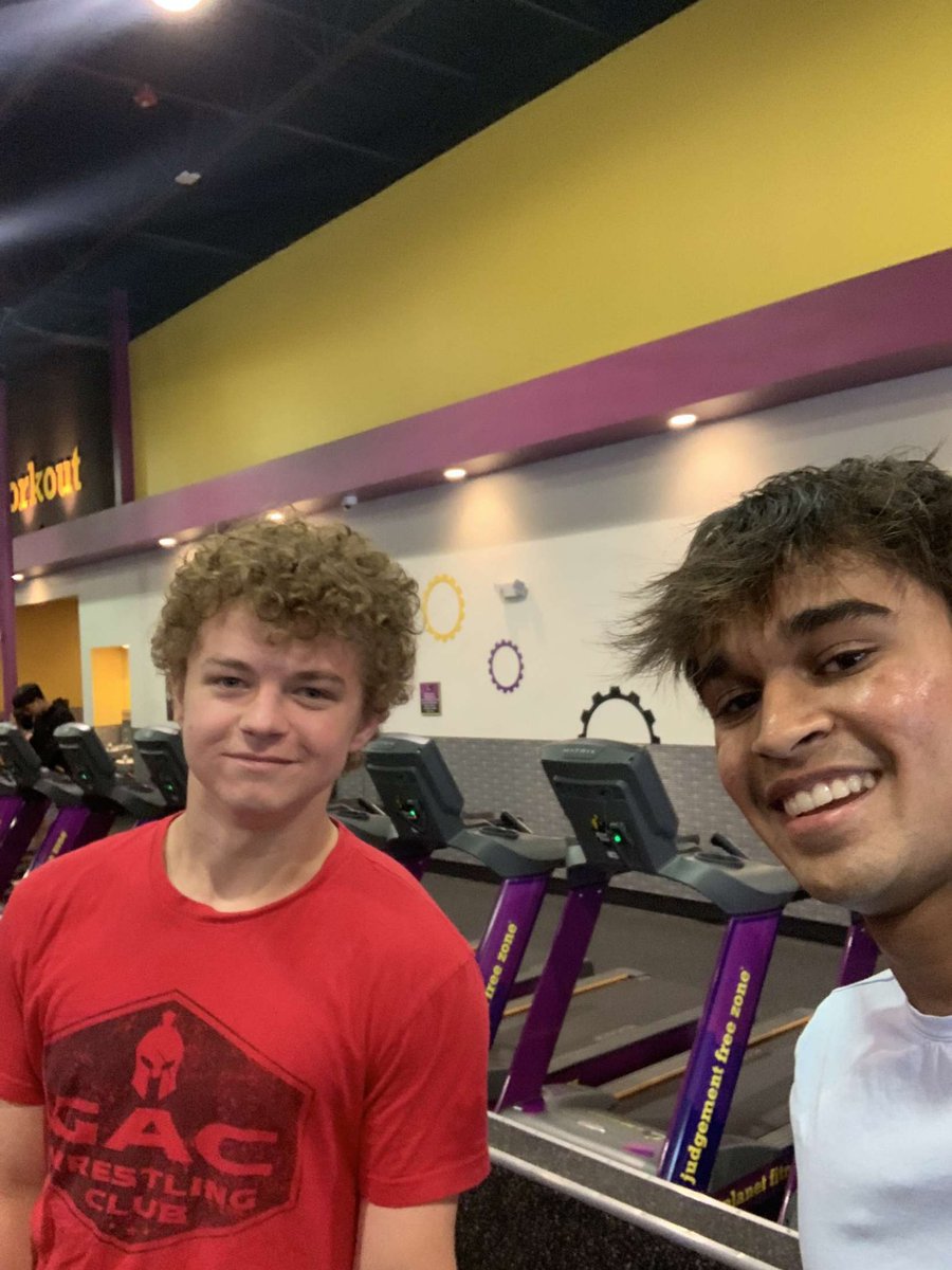 scqrcity's tweet photo. Can’t believe I met @GatenM123 https://t.co/chqHcNAL5g