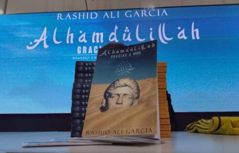 Pueden conseguir el libro (que está muy bien, eh, con historias que nadie conoce) en formato digital (pdf) o físico. Les dejo los links:

Ebook ($600):
mpago.la/1RKxdgr

Libro ($2700, Retiro CABA):
mpago.la/1WidG8Z

Envío en Arg. vía MP:
articulo.mercadolibre.com.ar/MLA-1139052676…