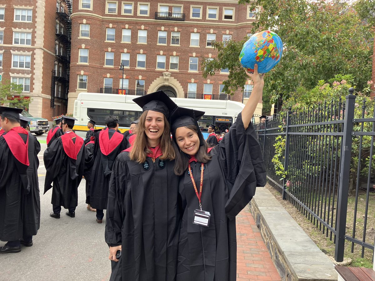 fayos_herrera's tweet photo. 👩🏻‍🎓👨🏻‍🎓@Harvard https://t.co/vlk4goRIu0