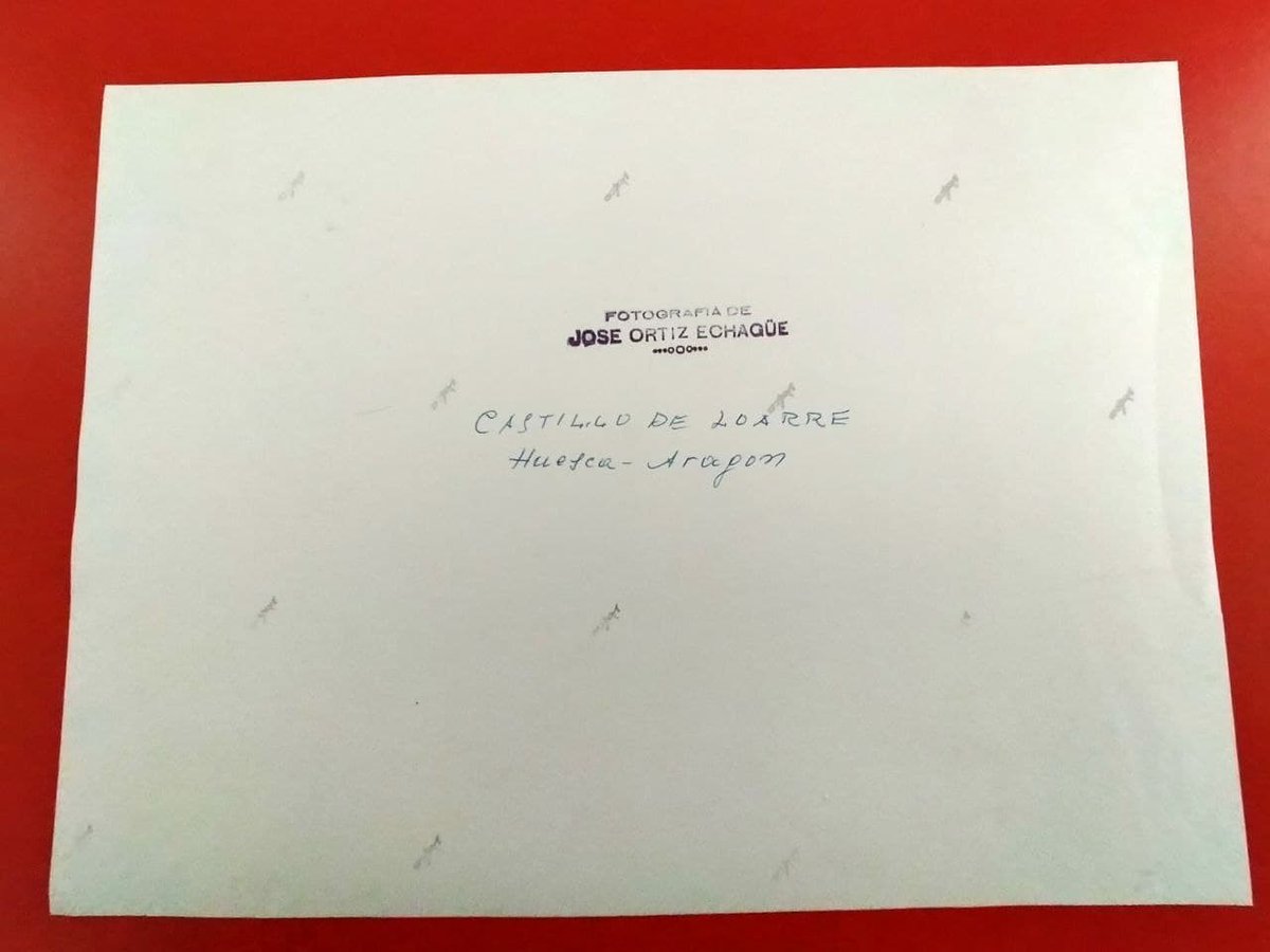 ¿Qué esta pasando?  Que en mi baúl estoy encontrando fotografías que se hicieron casi hace un siglo.  Esta, en concreto, de José Ortiz Echague. #sorpresastedanlasmudanzas