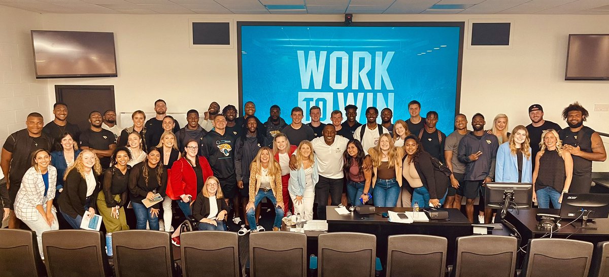 GALvanize tweet media