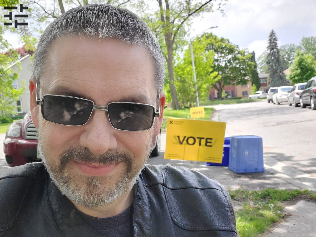 Happy to be casting an early ballot in #LdnWest. Early voting or #ONelxn day, get out and make sure your voice is heard. #LdnOnt