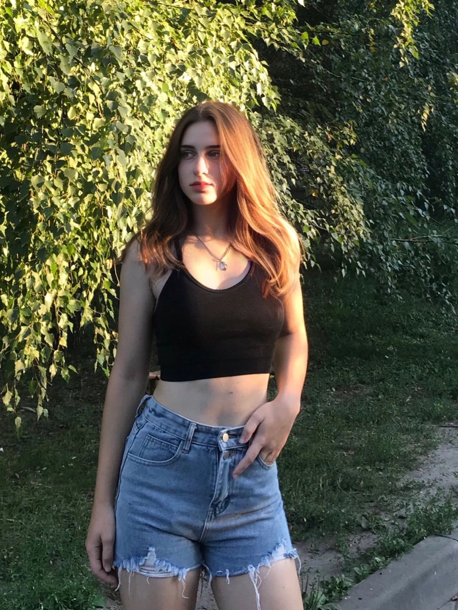 suzy8976's tweet photo. Love the vibe ☀️|||| #Ukraine #MakeupToday #Beauty #GirlHeadshot https://t.co/PAOMh2kpGq
