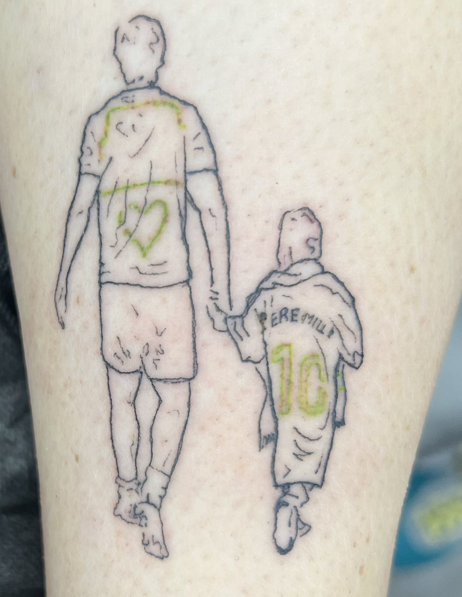 belcita_1988's tweet image. Momentos que se guardan para siempre. 
Porque esta foto significa tantas cosas 
💚 @PereMilla7