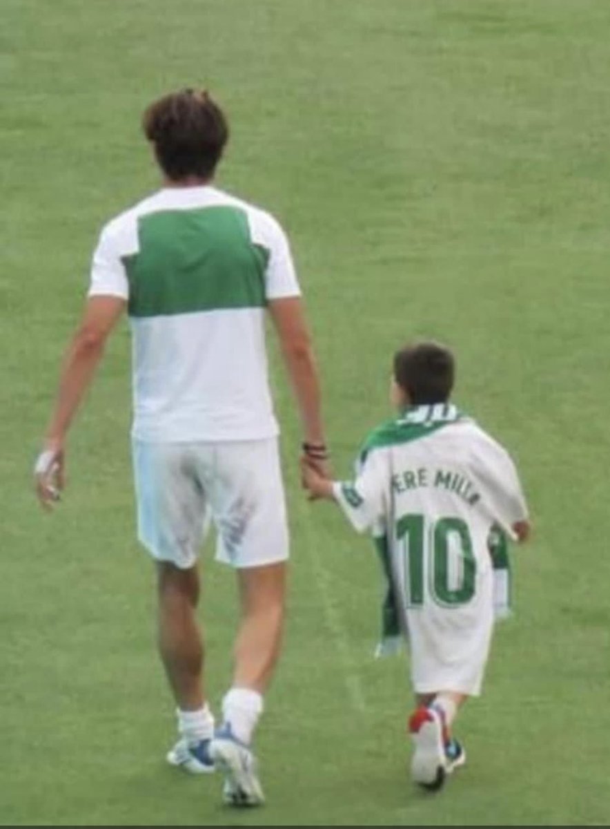 belcita_1988's tweet image. Momentos que se guardan para siempre. 
Porque esta foto significa tantas cosas 
💚 @PereMilla7