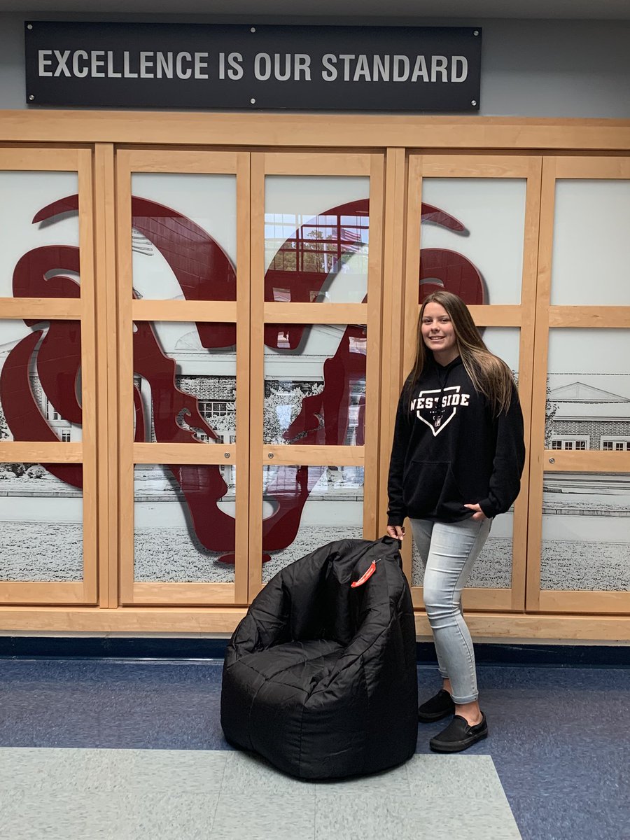 Robert Anderson (@ramiddle_rams) on Twitter photo Congrats to our <a href="/RAMiddle_RAMS/">Robert Anderson</a> scholars won prizes for scoring Meets or Exceeds on SCReady &/or SCPASS! Winners took home water bottle, bean bag chairs, Gaming chairs, Beats earbuds, art set, $125 Nike Gift Card, electric scooter & Nintendo Switch! Thanks RAMS PTO! <a href="/AndersonFive/">Anderson Five</a> Congrats to our <a href="/RAMiddle_RAMS/">Robert Anderson</a> scholars won prizes for scoring Meets or Exceeds on SCReady &/or SCPASS! Winners took home water bottle, bean bag chairs, Gaming chairs, Beats earbuds, art set, $125 Nike Gift Card, electric scooter & Nintendo Switch! Thanks RAMS PTO! <a href="/AndersonFive/">Anderson Five</a>