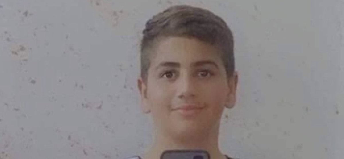 jamalrayyan's tweet photo. المطبعون مع الاحتلال الصهيوني ، شركاء في قتل هذا الفتي الفلسطيني الاعزل اليوم ، وعند الله تجتمع الخصوم #فلسطين https://t.co/w8W6pCBSML