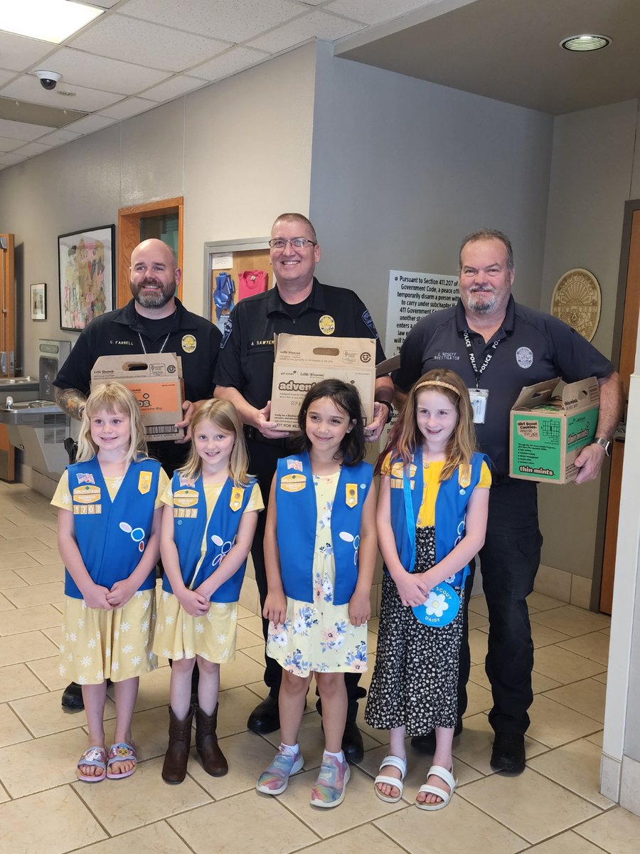 Thank you to the Daisies of #GirlScouts Troop 1703 for all the Girl Scout cookies!! We appreciate it!