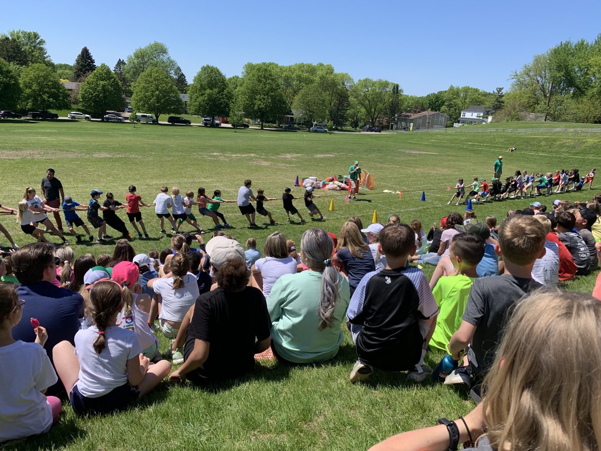 CSideCP307's tweet photo. Tug ‘o War 2022 https://t.co/LWUwkjTkDb