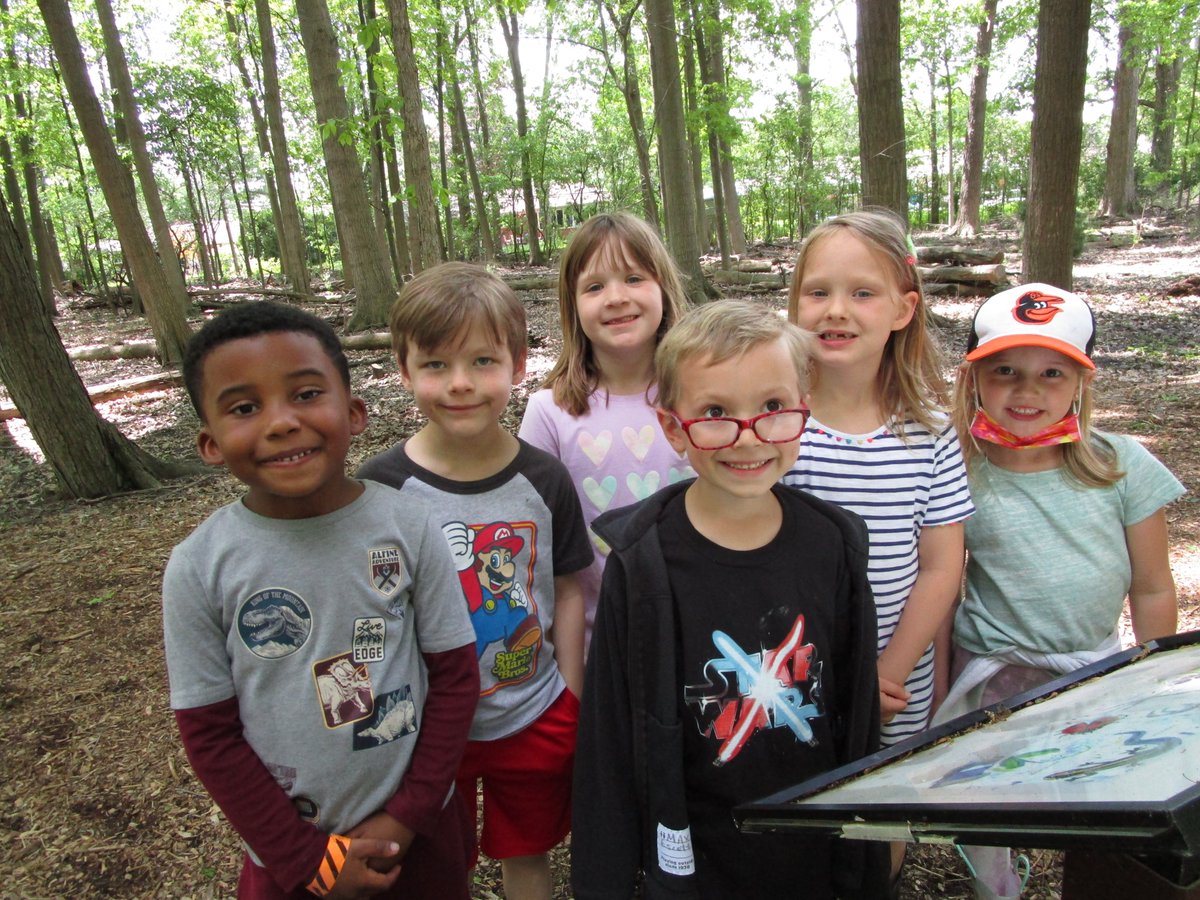 An amazing day to take our library class outside to the Storybook Trail! #BPSLibraries <a href="/Beverly_Bobcats/">Beverly Elementary</a> <a href="/baldwinlib/">Baldwin Library</a>