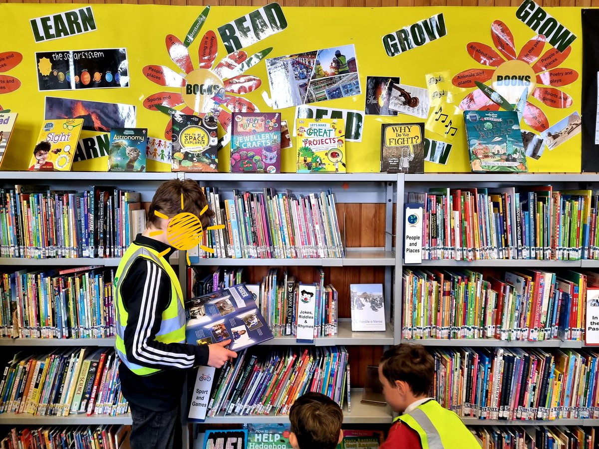 JFildez's tweet photo. Absolutely thrilled that this idea was finally able to come to fruition after covid. The delight and excitement over going to our local library and picking our personal reading books out for the rest of the term was amazing 🥰 can't wait to continue this termly with my next class https://t.co/b8KNl5nvnJ
