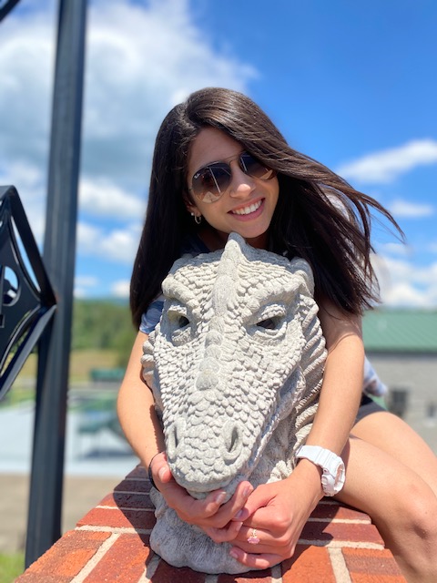 LizzieAnnePerez's tweet photo. Dragon Nation, it's a beautiful day to celebrate YOU! 🐲🎓#Classof2022 #WeRowAsOne @PickensHighGa @PCBOEGA https://t.co/mO3fM9dZaV