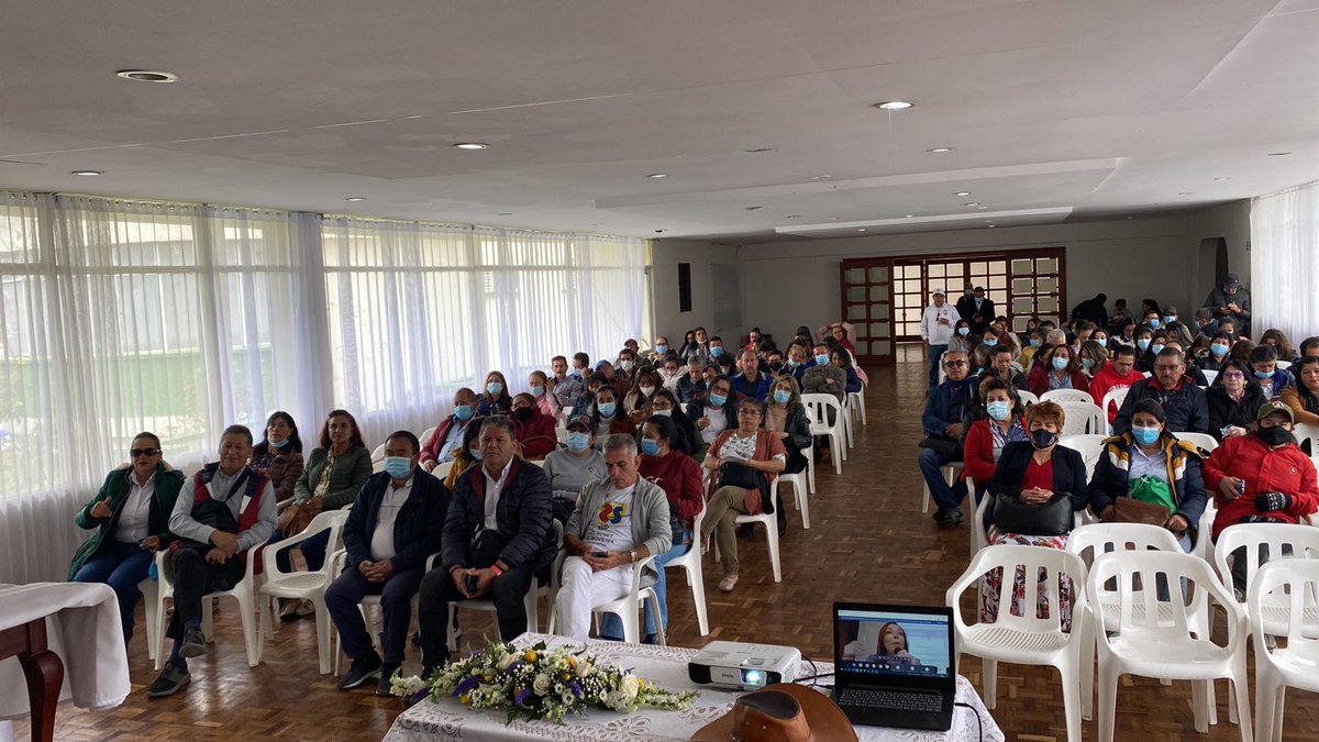 Continuamos con nuestras Charlas en Sistema de Seguridad en Pensiones. Hoy con <a href="/sintraproan/">Sintraproan Nacional</a>

#PorUnSindicatoConSentidoSocial

<a href="/cutcolombia/">Central Unitaria de Trabajadores</a> <a href="/MintrabajoCol/">MinTrabajo</a> <a href="/CGTCol/">CGT Oficial Colombia</a> <a href="/sunetcolofc/">@SunetColOfc</a> <a href="/sunetboyaca/">SUNET BOYACA</a> @asoguardas <a href="/Sintraprevi/">Sintraprevi</a> @AsonalSIAnt <a href="/sedian2015/">@S2015_Dian</a> <a href="/SINALTRACOMFA/">SINALTRACOMFASALUD</a> <a href="/usofrenteobrero/">USO Colombia</a> <a href="/mlm_red/">☭Revolución Obrera</a>