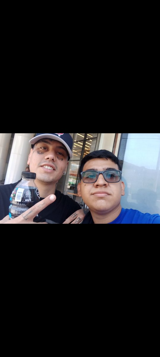 a_de_azael's tweet photo. El día más feliz de mi vida, te amo rey #YaSupisteTour @DukiSSJ https://t.co/PweEoqipkQ