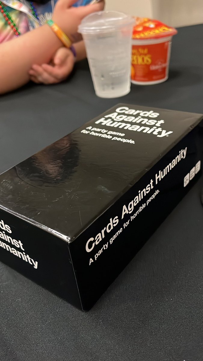 I have cards against humanity in the game room if anyone wants to play. #WynonnaEarp #EarpExpo <a href="/EarpExpo/">Earp Expo</a>