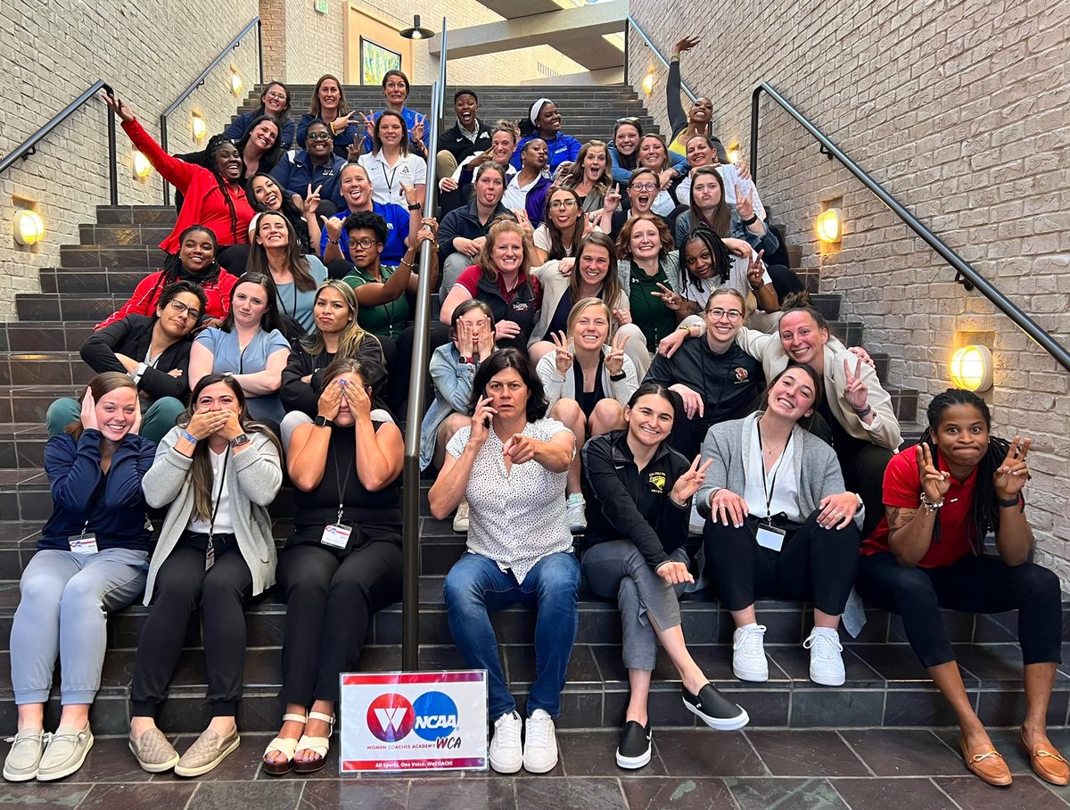 Stephfani21's tweet image. Thank you @WeCOACH for putting together a great program. I met amazing coaches this week who have inspired me to keep going. The journey is never easy but definitely worth it. I encourage all women coaches to register for this academy as it is life changing. #class51