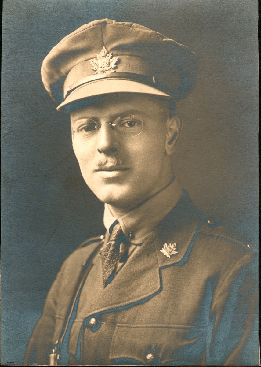 BIGWOOD, PAUL HERRICK  (P H) - Flight Lieutenant : canadianfallen.ca/33178/BIGWOOD via <a href="/canadian_fallen/">Canadian Fallen</a>