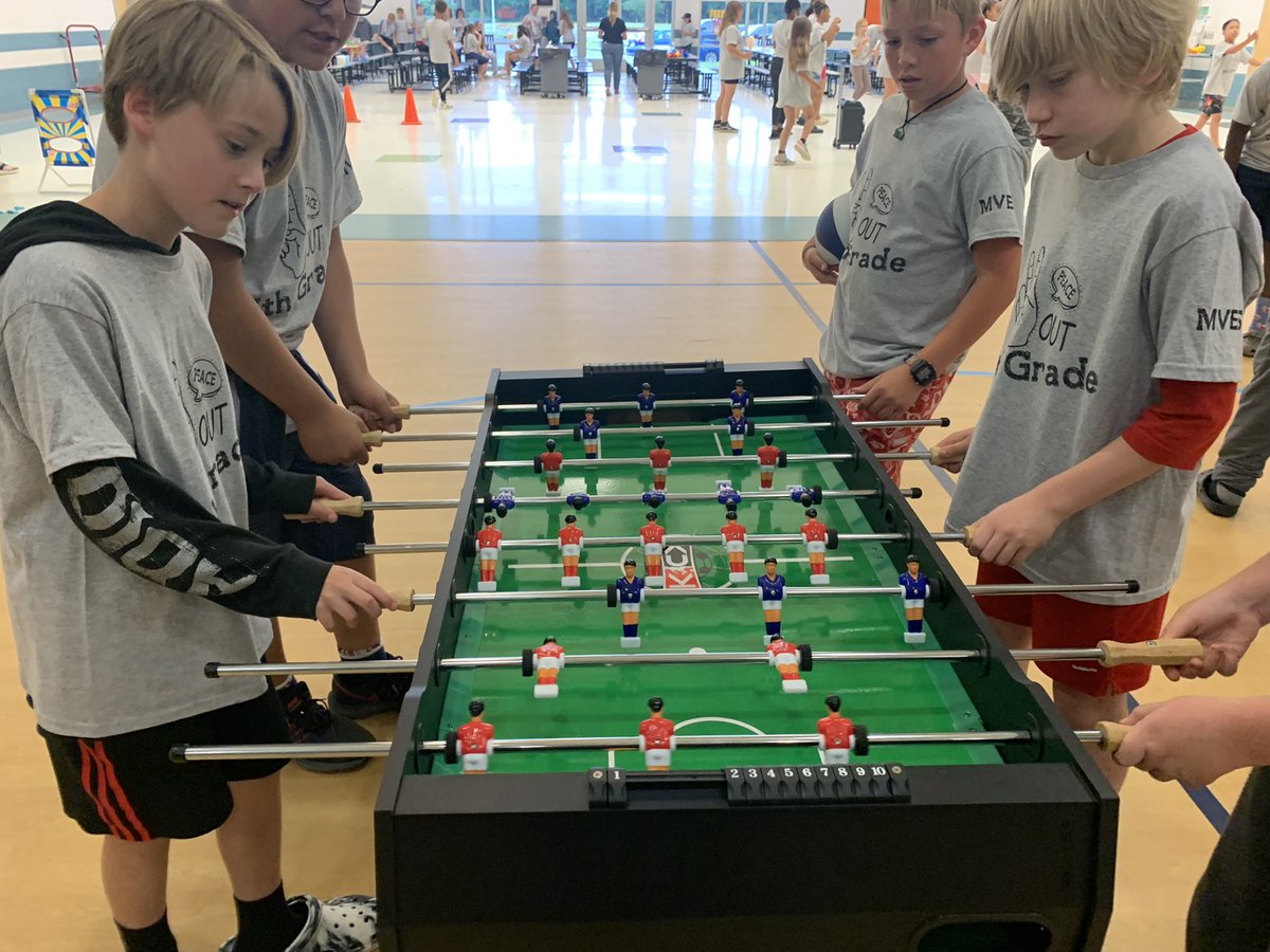 Meadow View Elem.🚌 tweet media