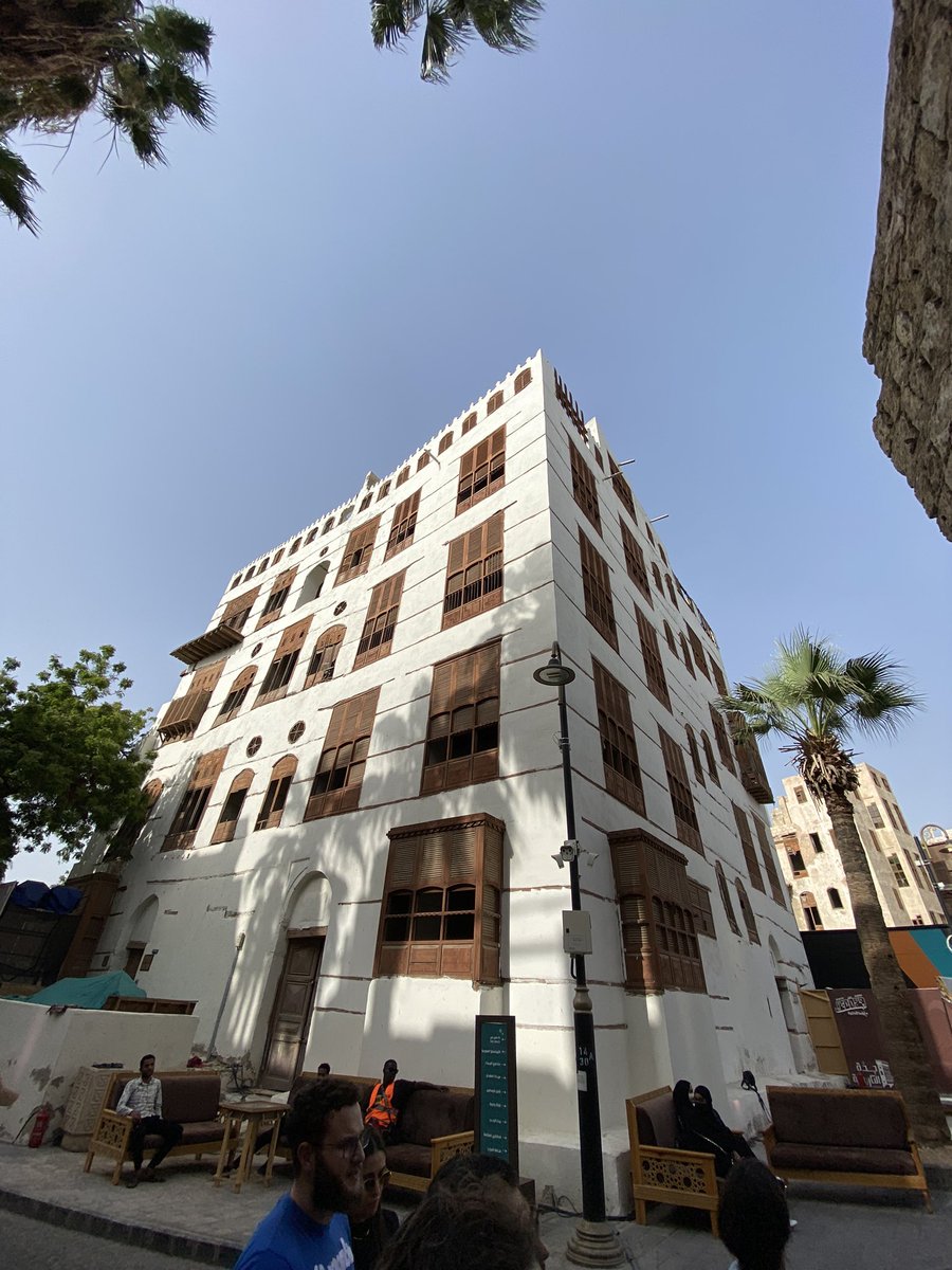 Kylelauersen's tweet photo. #SSBlab took Prof. Rader and Dr. Stark (@UNBC) to #AlBalad #Jeddah today. I love visiting this beautiful city. Thanks Carmel Tours #ksa for the great day. With @SaGutierrezz @Barbara_C_F @GordonWellman @KAUST_News https://t.co/YIKPDs8Zrd