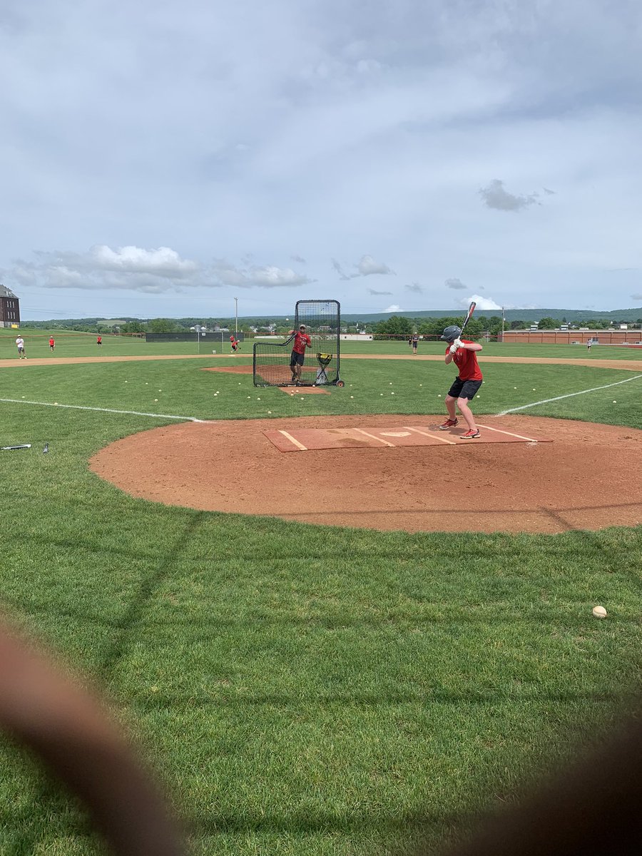 AjHoenstine's tweet photo. Final Tune Up. See you Saturday at 4:00 at PNG Dragon Nation! #Coveboys #Only1statmatters #WAFTLR https://t.co/fZRg6wy5mV