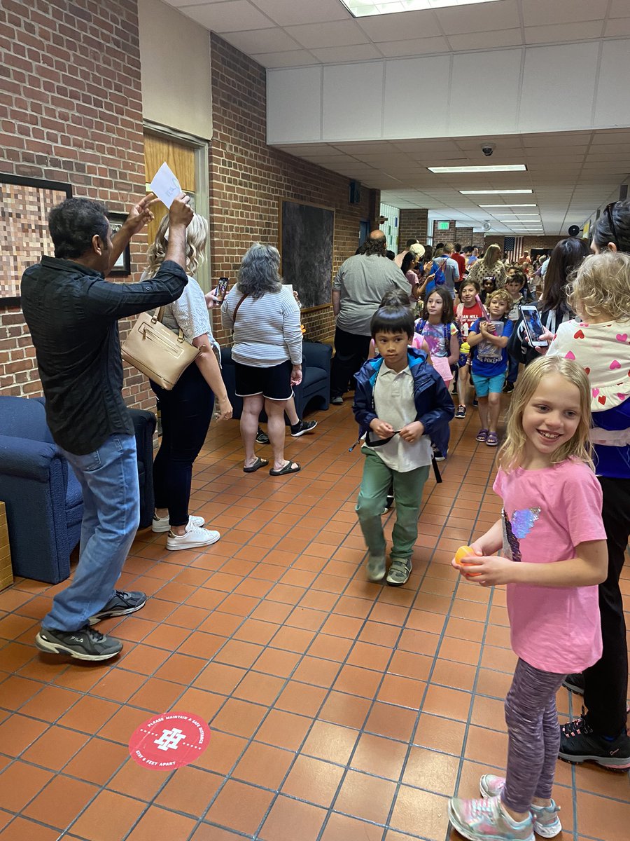 IHOperations's tweet photo. Congratulations second graders. What a great sendoff! #Readyfor3rdgrade #IHPromise @IHPrimary https://t.co/txg2gBsyWa