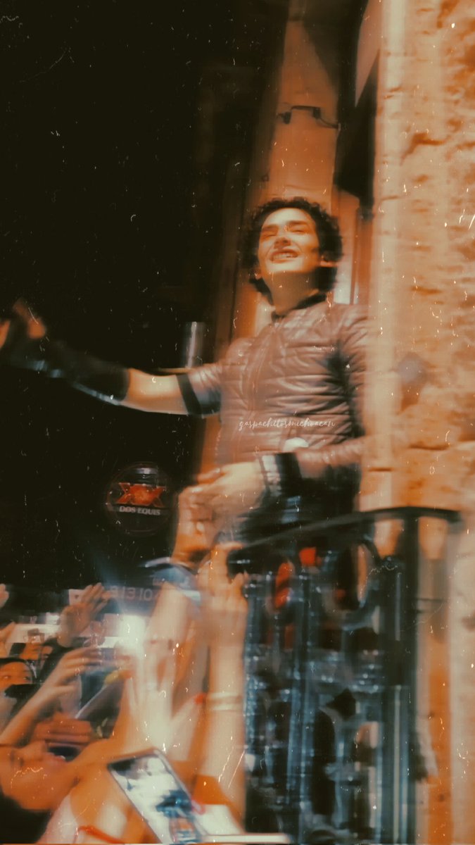 aristemomorelia's tweet photo. Hoy es un buen día para echar de menos esta maravillosa noche.
29/11/19.
Morelia te ama y extraña.
@mailomarcos
#EmilioOsorio #emilio https://t.co/Q4YExtoouv