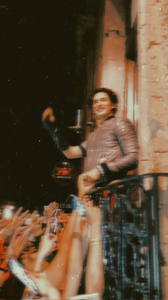 aristemomorelia's tweet photo. Hoy es un buen día para echar de menos esta maravillosa noche.
29/11/19.
Morelia te ama y extraña.
@mailomarcos
#EmilioOsorio #emilio https://t.co/Q4YExtoouv