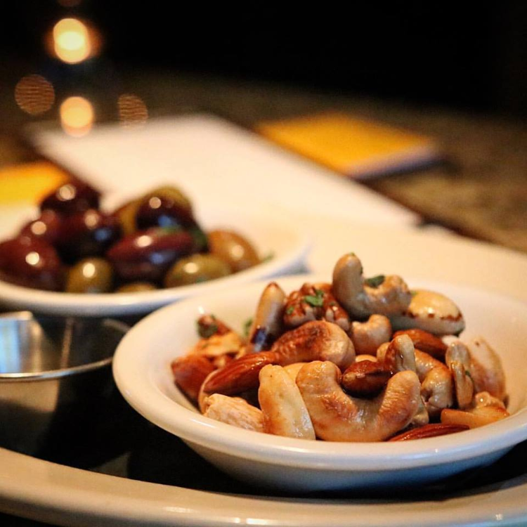 lalocandaaz's tweet photo. It will be love at first bite!😍
 .
.
#LaLocanda #RealFood #OldTownScottsdale #ScottdaleAZ #Arizona #DateNightArizona #Scottsdale #AuthenticItalian #Italian #azfoodie #eatgood #italianflavors https://t.co/DSTLsvQZt2