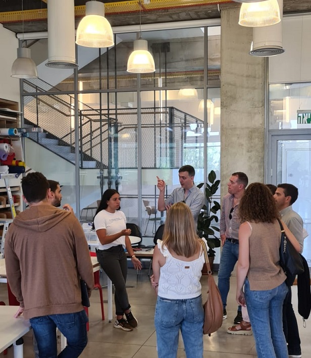 MAVSAOficial's tweet photo. ➡️ Como parte de nuestras gestiones y proyectos relacionados con los ecosistemas emprendedores e #innovación, viajamos a Israel para compartir experiencias en Fintech, Medtech, Agtech, entre otras, y el desarrollo de #startups 

#MAV #A2CM https://t.co/mxRiZVfxk2