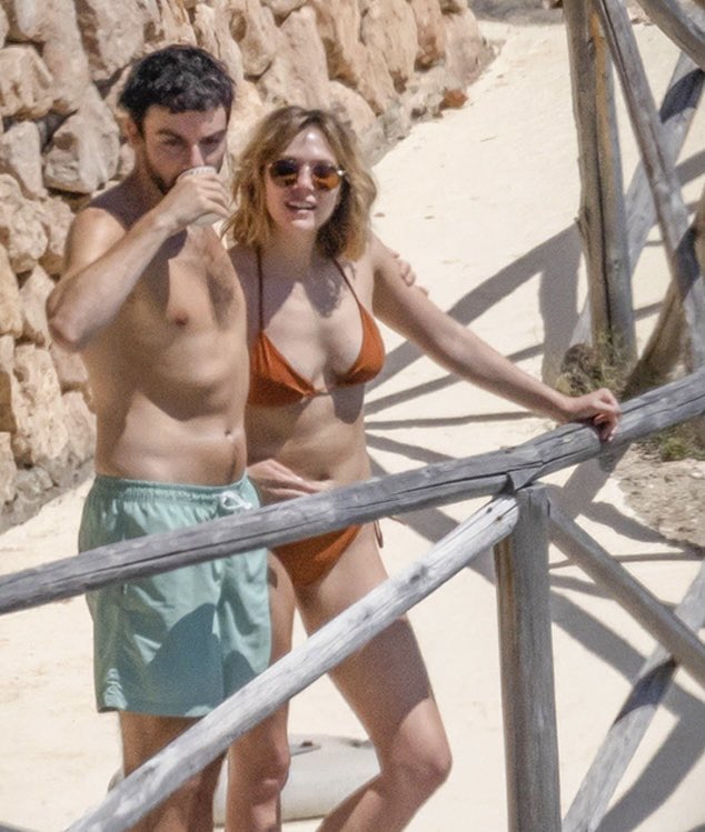 ELIZABETH OLSEN !@¡%$¿#¿,'