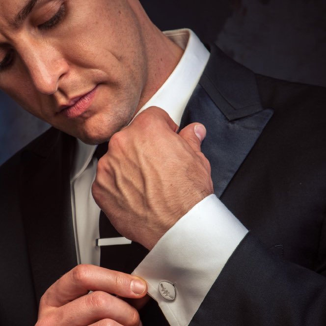 newbridgesilver's tweet photo. Motivated by desire….Our gents collection adds the perfect finishing touches to the sharpest of looks. 
Shop our rugby cufflinks, the perfect gift for the armchair fans this Champions Cup Rugby weekend. 
Go explore now.
.
#championscup #thematch #cuflinks https://t.co/fb1nzopcla