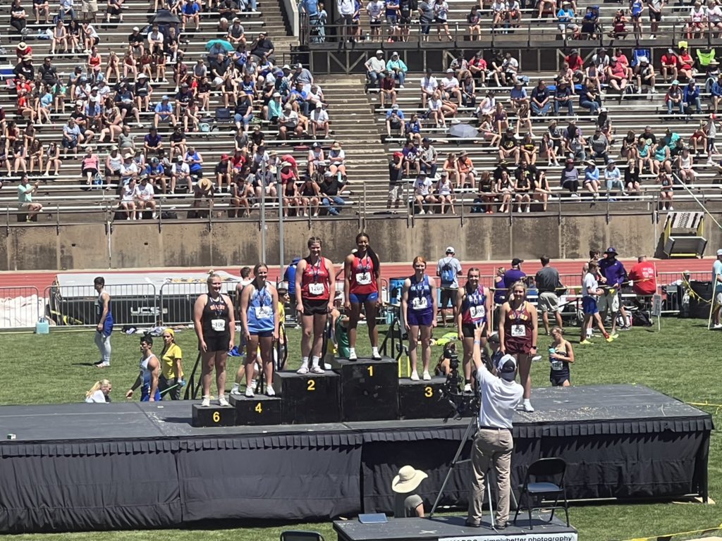 kariblattner's tweet photo. Caitlyn Sonday PR’s and sets a new school record 38-1/4! Places 4th at state! https://t.co/w1JHuXc2Yq