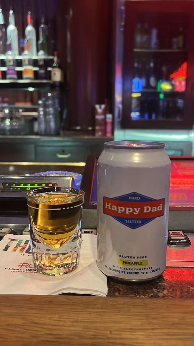 kuttyang's tweet photo. Found some @happydad in Reno! @stevewilldoit @KyleForgeard https://t.co/RxHfSddHTa