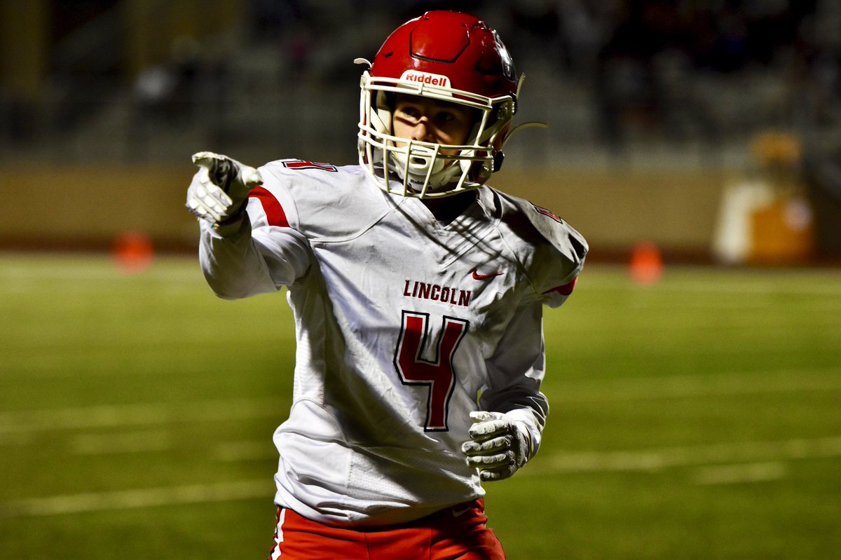 Lincoln Cardinal Football tweet media