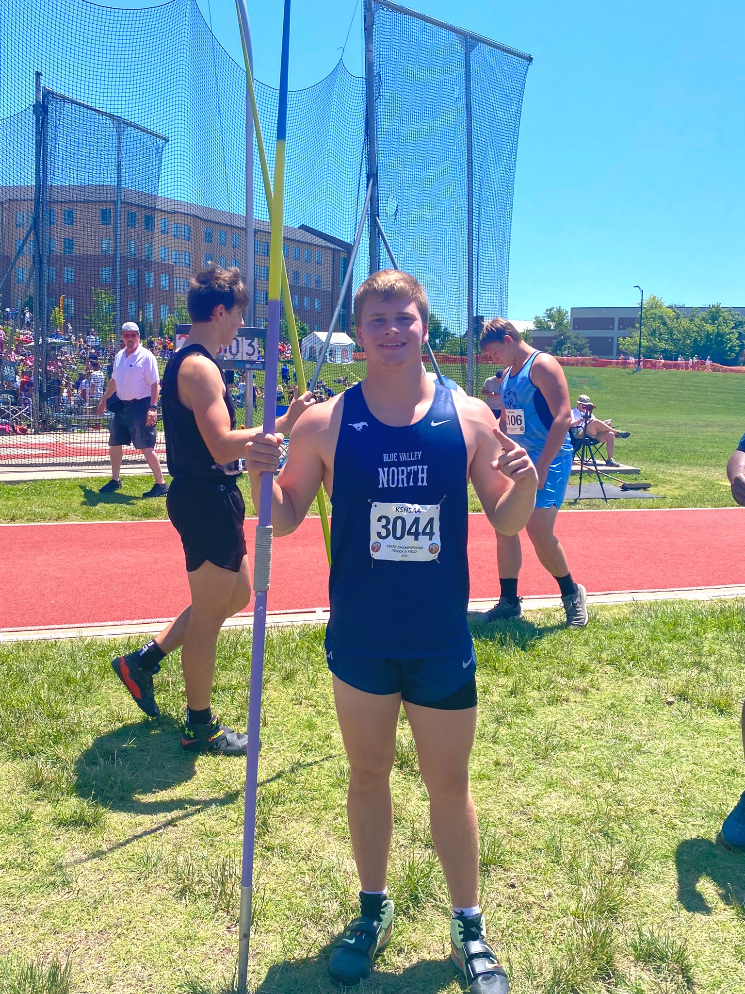 BVN Track & Field on Twitter "Henry Martin did WORK today! Throws a HUGE PR to win the State