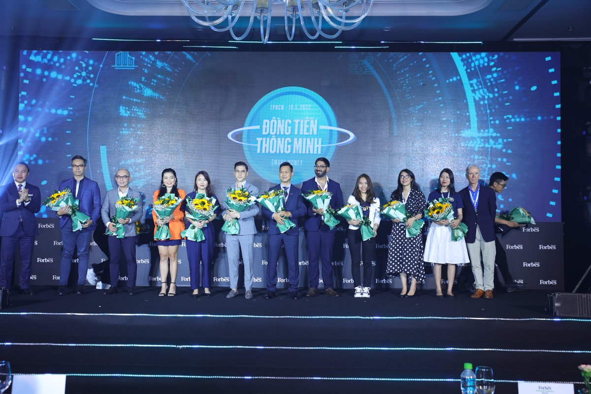 aitam_btc's tweet photo. Great pleasure to be together with @Forbes Vietnam hosting the "Smart Money" Investment Conference in my motherland. 

More to come 💪 https://t.co/fGs3WLnhLs