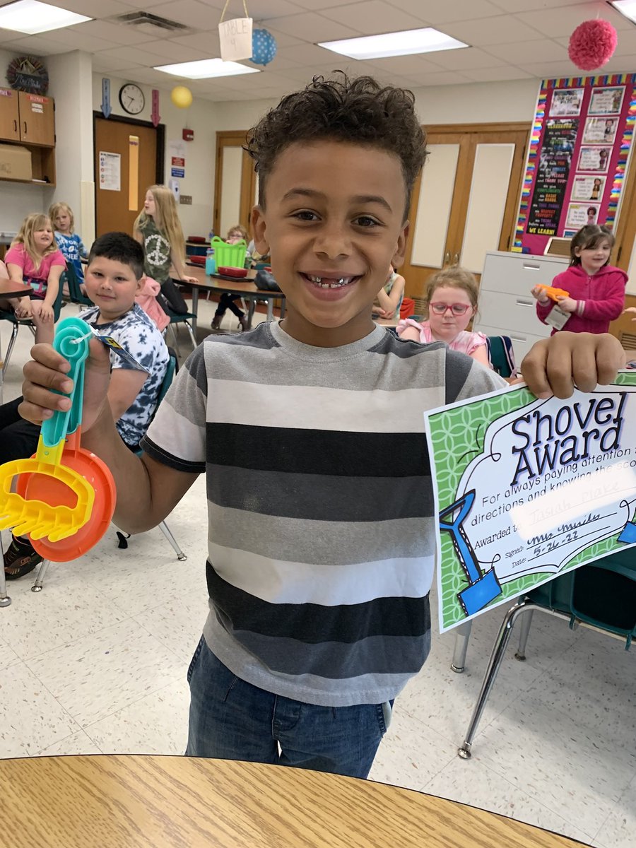 Elwood Elementary (@bevgroover) on Twitter photo 