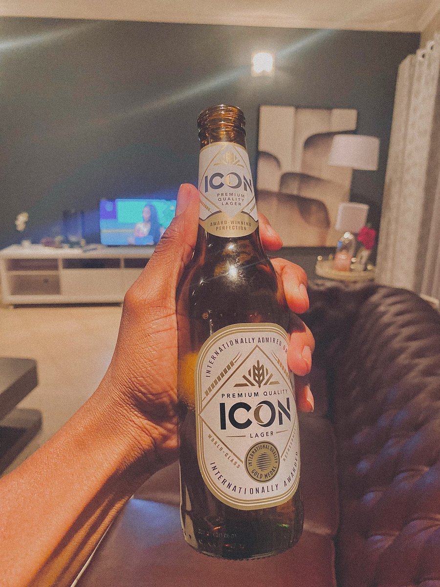 BrowEdits's tweet photo. @MosiLagerZB a beautiful picture for ICONS 🇿🇲🇿🇲 https://t.co/twSq10YnX1