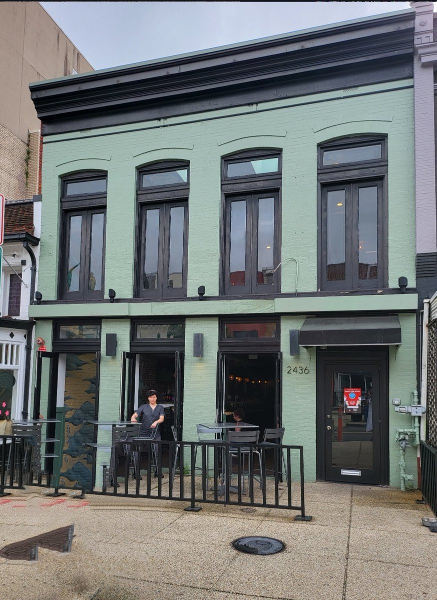 Mother Nature knocked our temporary sign down....
It's a good thing that you still know how to find us! Happy Hour til 7pm. #nature #FridayVibes #happyhour