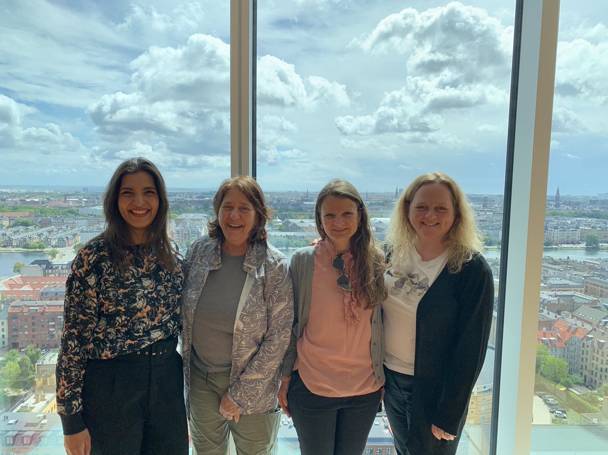 AnjaMBJensen's tweet photo. Introducing the #TechnEmotion group: Zainab Sheikh, Lesley Sharp, Sofie Rogvi and myself. Thanks again @DFF_raad So grateful and happy about the opportunity for future research adventures in innovative transplantation medicine with this team 😊🫀#medanthro #sapereaude #medicalsts https://t.co/my9BgiCm7H