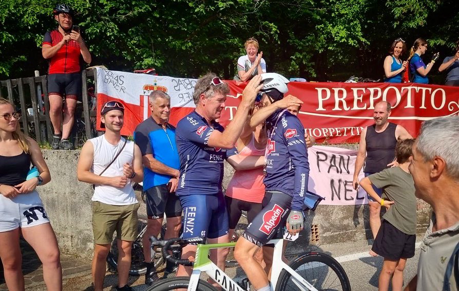 What the Giro feels like 😁☠️

Couldn’t follow on the long climb but always kept fighting. After some health struggles the last days this feels supergood. 6th place after all. #Stage19
#giroditalia #amoreinfinito #alwayskeepfighting