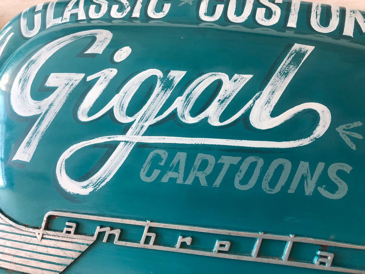 gigalcartoons's tweet photo. Sein Fahrzeug folieren, bekleben oder beschriften kann doch jeder. Ein echtes #Lettering von Hand ist und bleibt unschlagbar! #Gigal #Cartoons #Lambretta #StudioModerne #GigerGraphics #Olack https://t.co/nGzbeDpXwQ
