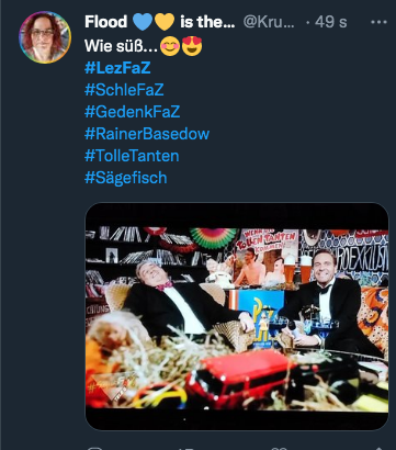 Grafikdrummer's tweet photo. SÜSSER MÖBIUS!!!
#LezFaz
#SchleFaZ
#GedenkFaZ
#RainerBasedow
#WenndietollenTantenkommen https://t.co/1yWM20CRMj