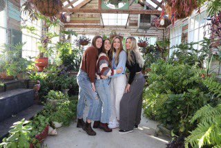 chris_jeffreys's tweet photo. Happy Graduation to all @CreekviewSB @CreekviewWBB and @grizzlyhardball Seniors! Good Luck to you all. Going to miss all of you! #onceagrizzlyalwaysagrizzly #compete #dominate #winby1 #bespecial https://t.co/m1fMyZwC6q