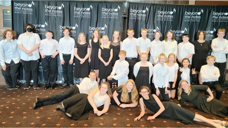 GoGolden_Eagles's tweet photo. Congratulations to the middle school band on their performance at the Beyond The Notes music festival today! https://t.co/wULdWVtuUj