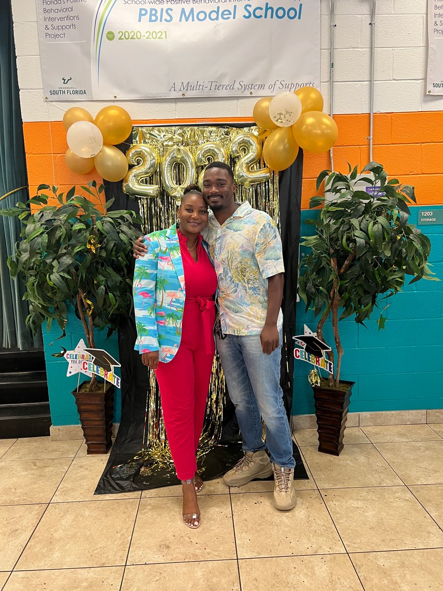 It’s always a great day at GMS, but even more so when your Favorite Son and former Dolphin comes for a surprise visit!
#dolphinproud
🐬🧡🐬🧡🐬